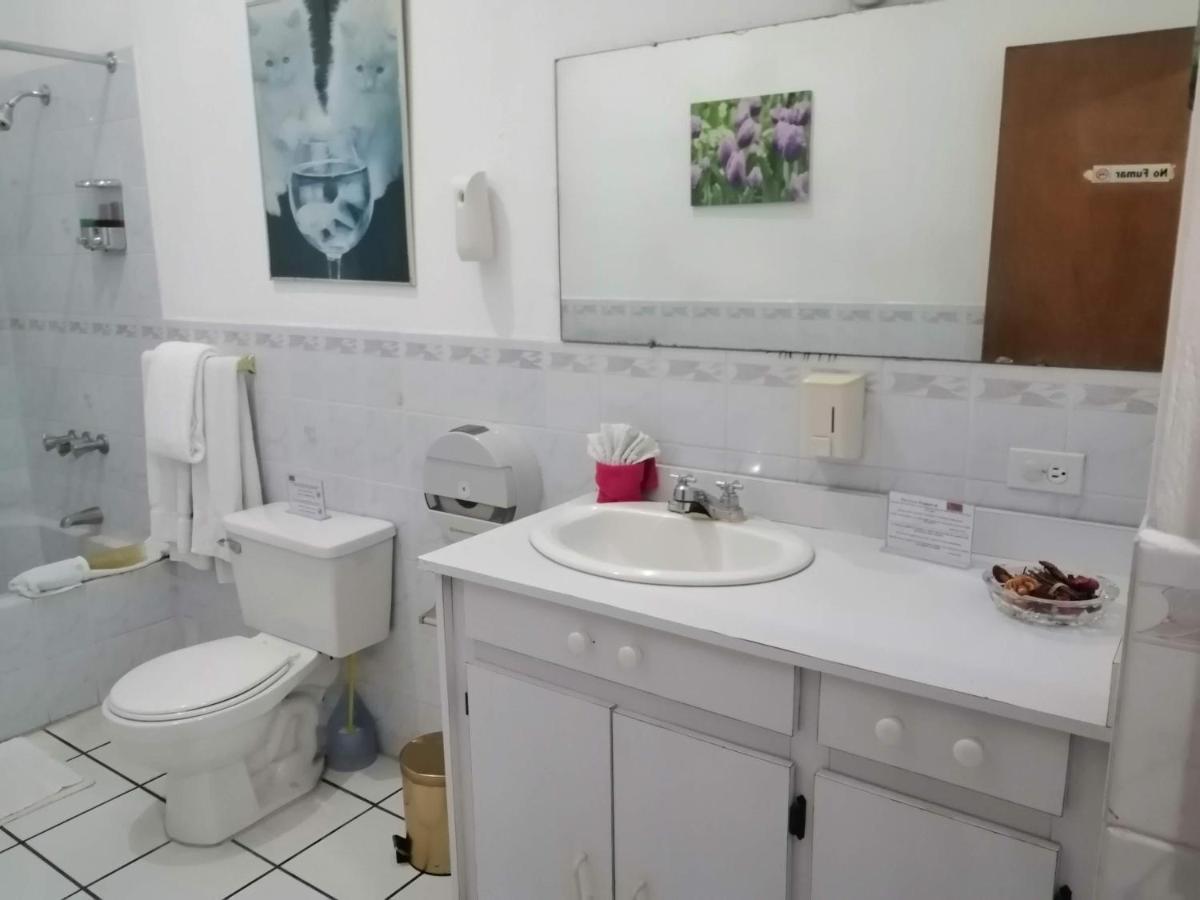 Novohostal B&B Guatemala City Exteriör bild