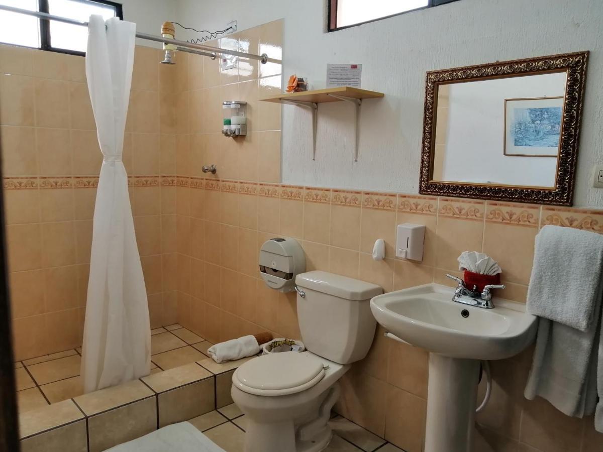 Novohostal B&B Guatemala City Exteriör bild