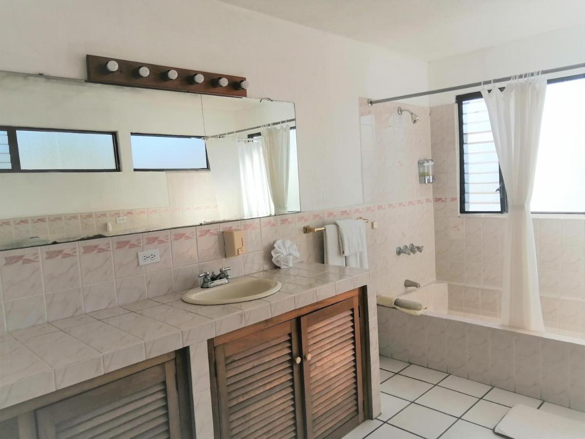 Novohostal B&B Guatemala City Exteriör bild
