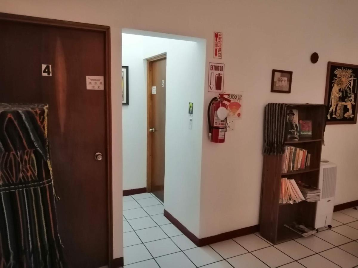 Novohostal B&B Guatemala City Exteriör bild