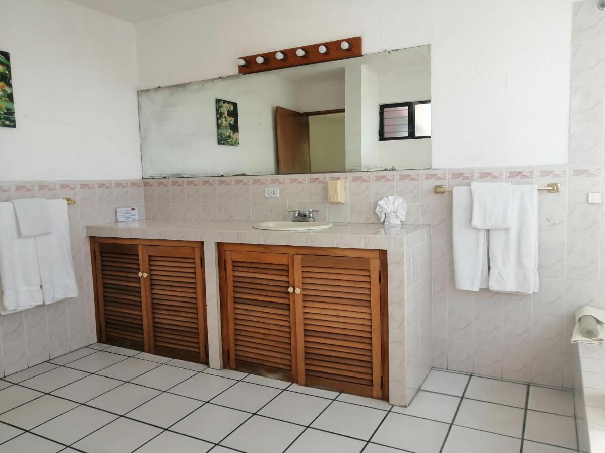 Novohostal B&B Guatemala City Exteriör bild
