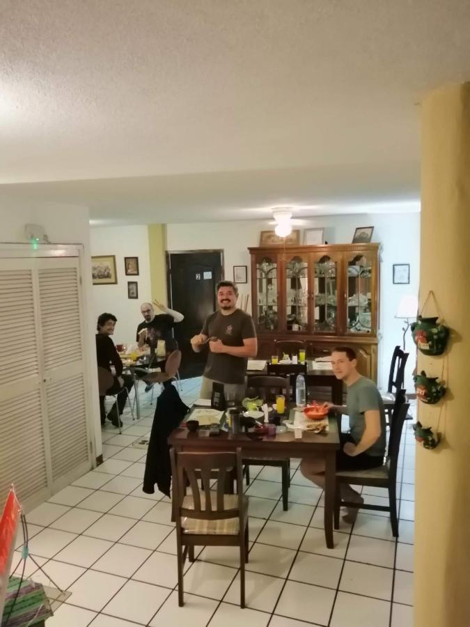 Novohostal B&B Guatemala City Exteriör bild
