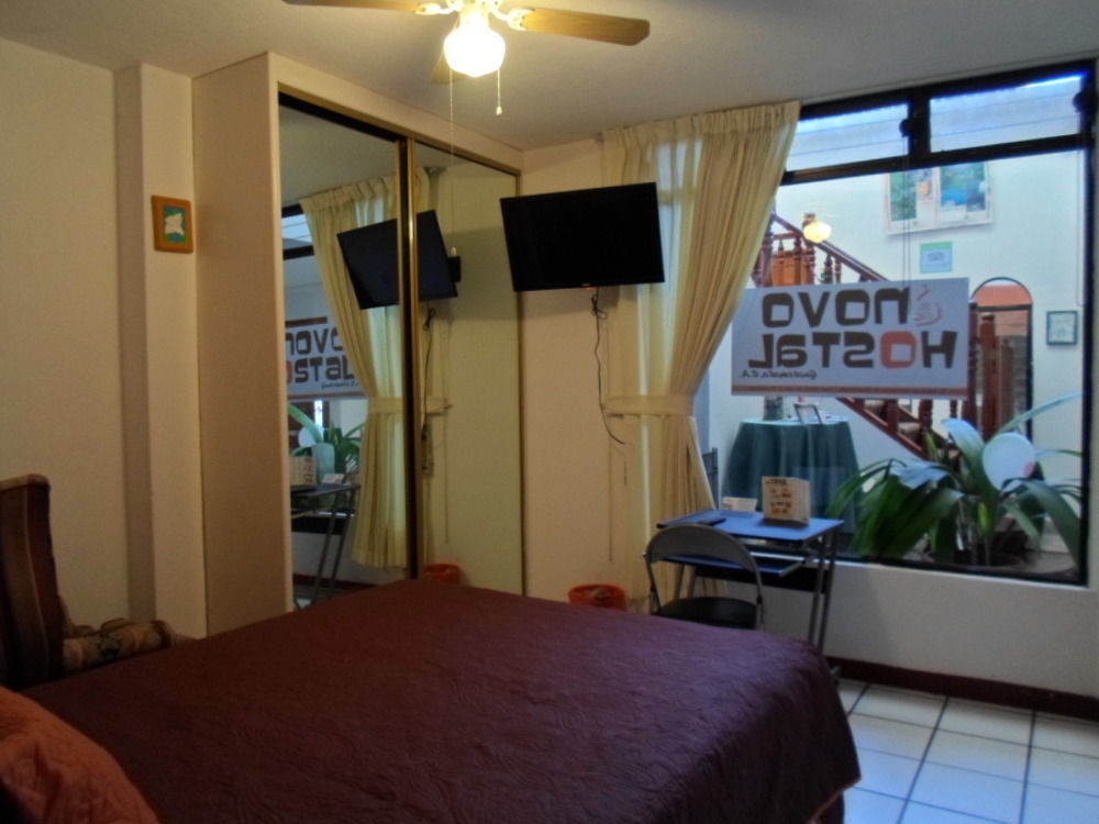Novohostal B&B Guatemala City Exteriör bild