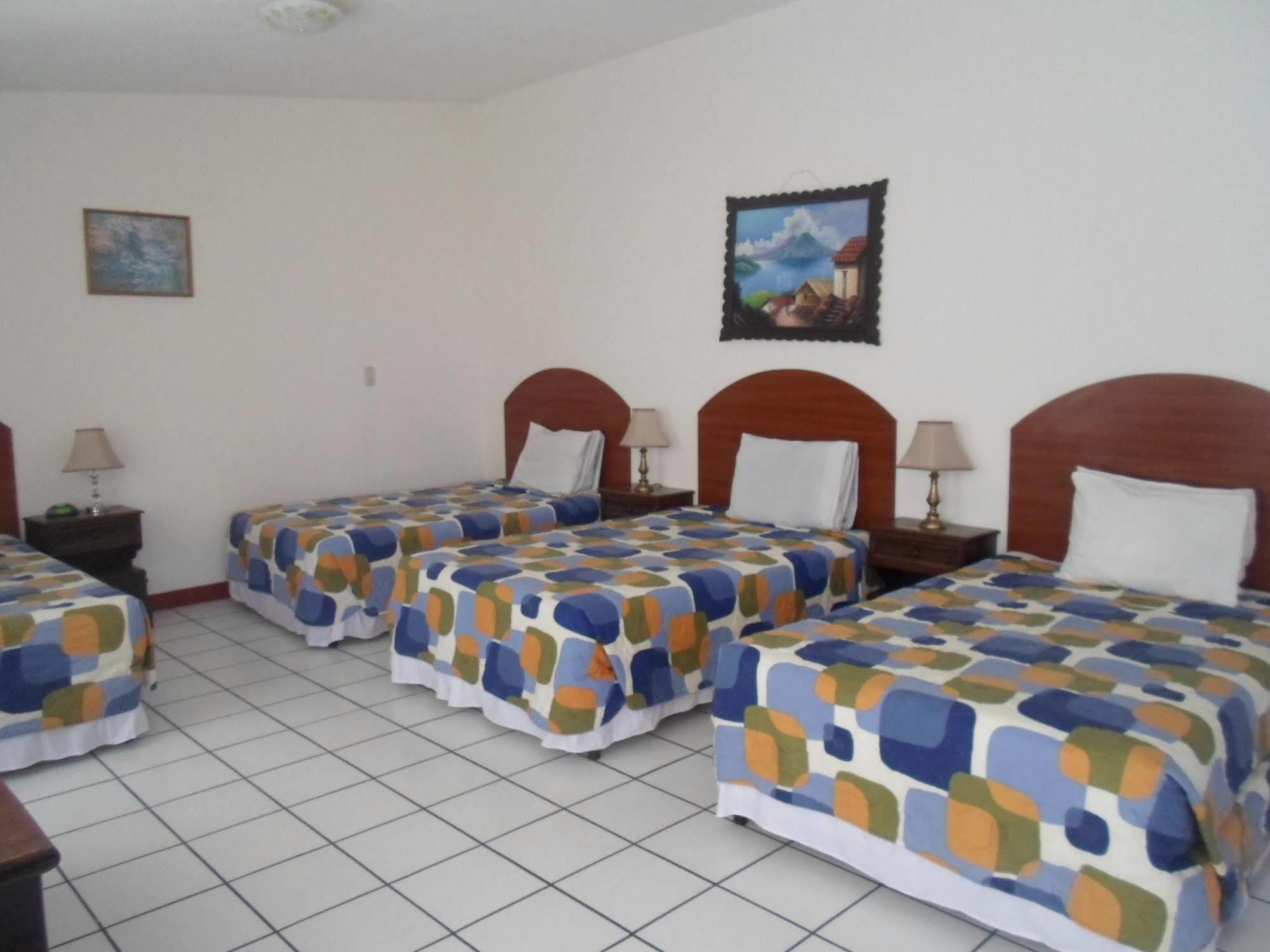 Novohostal B&B Guatemala City Exteriör bild